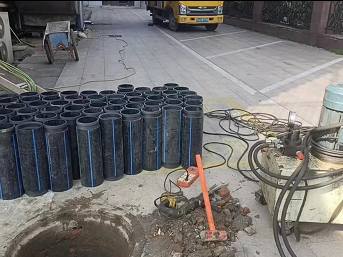 宜君PE置换管厂家 DN315置换管 非开挖管短管置换